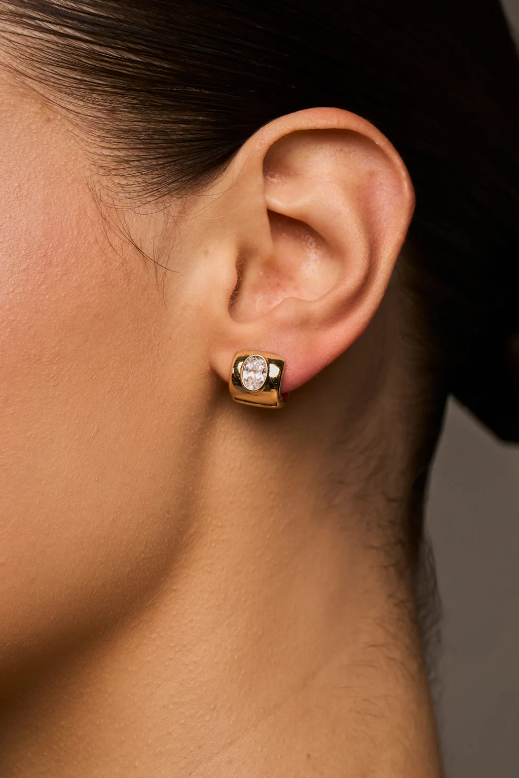 Lustre Hoops