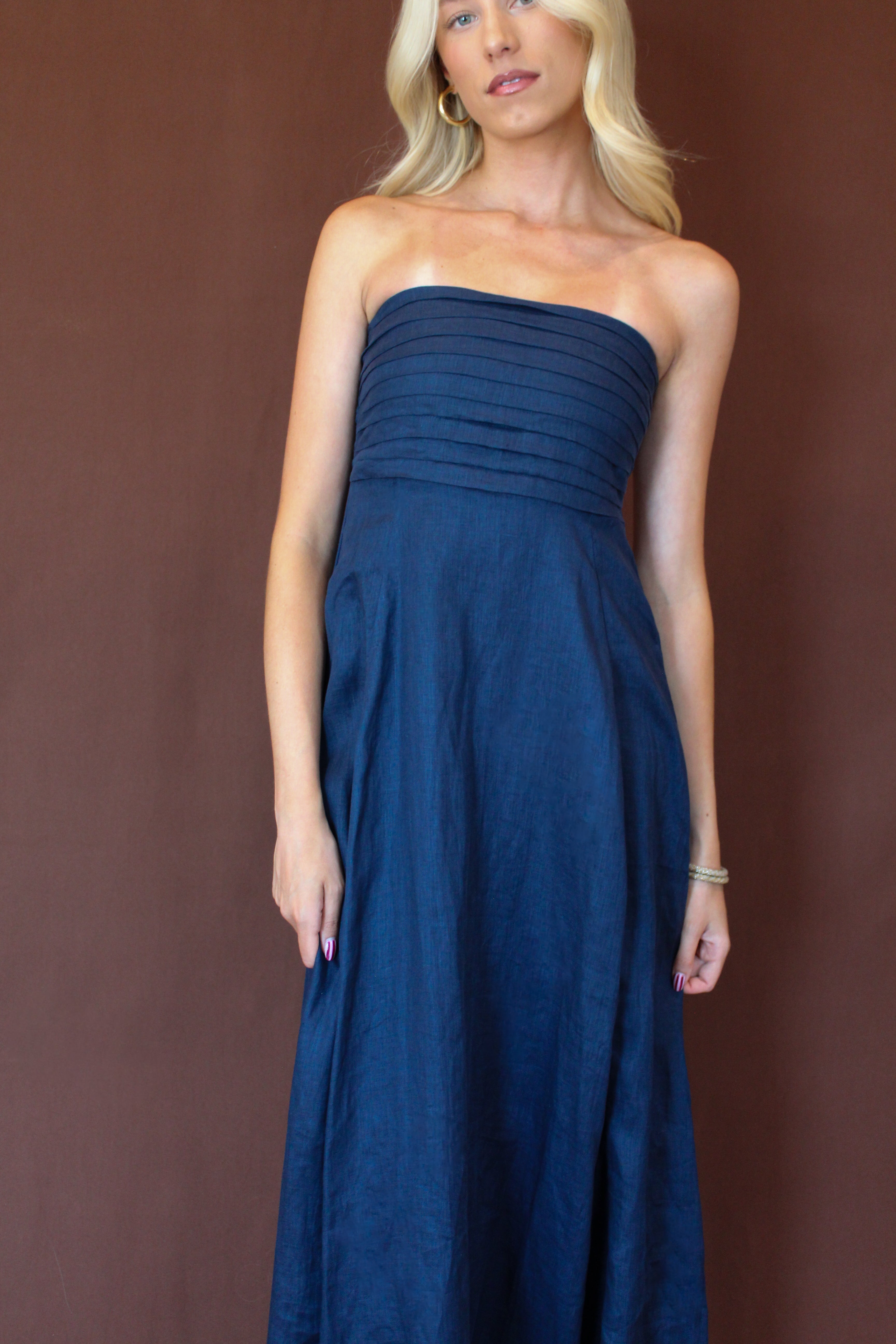 Talia Navy Linen Maxi Dress