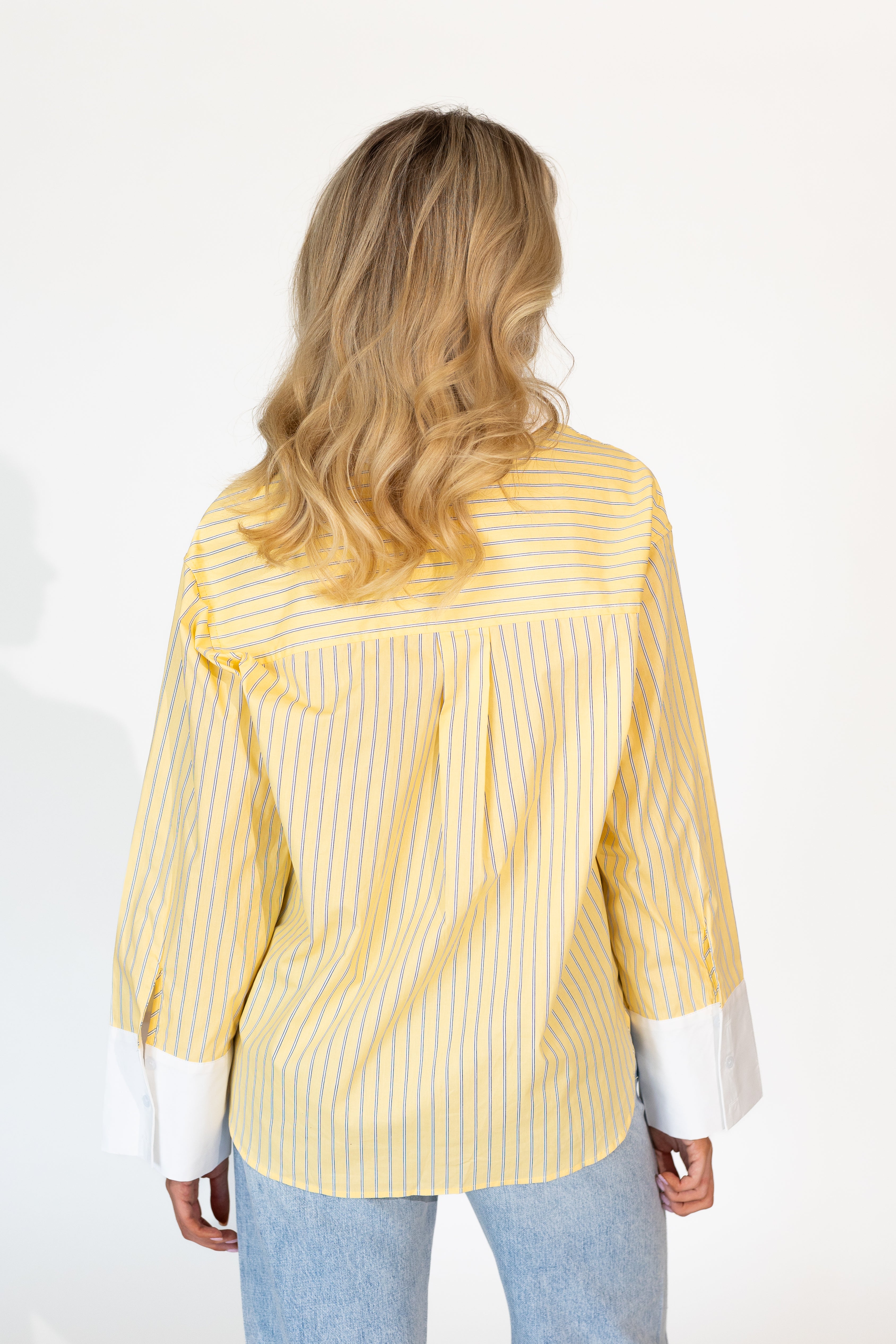 Buttercup Button Down