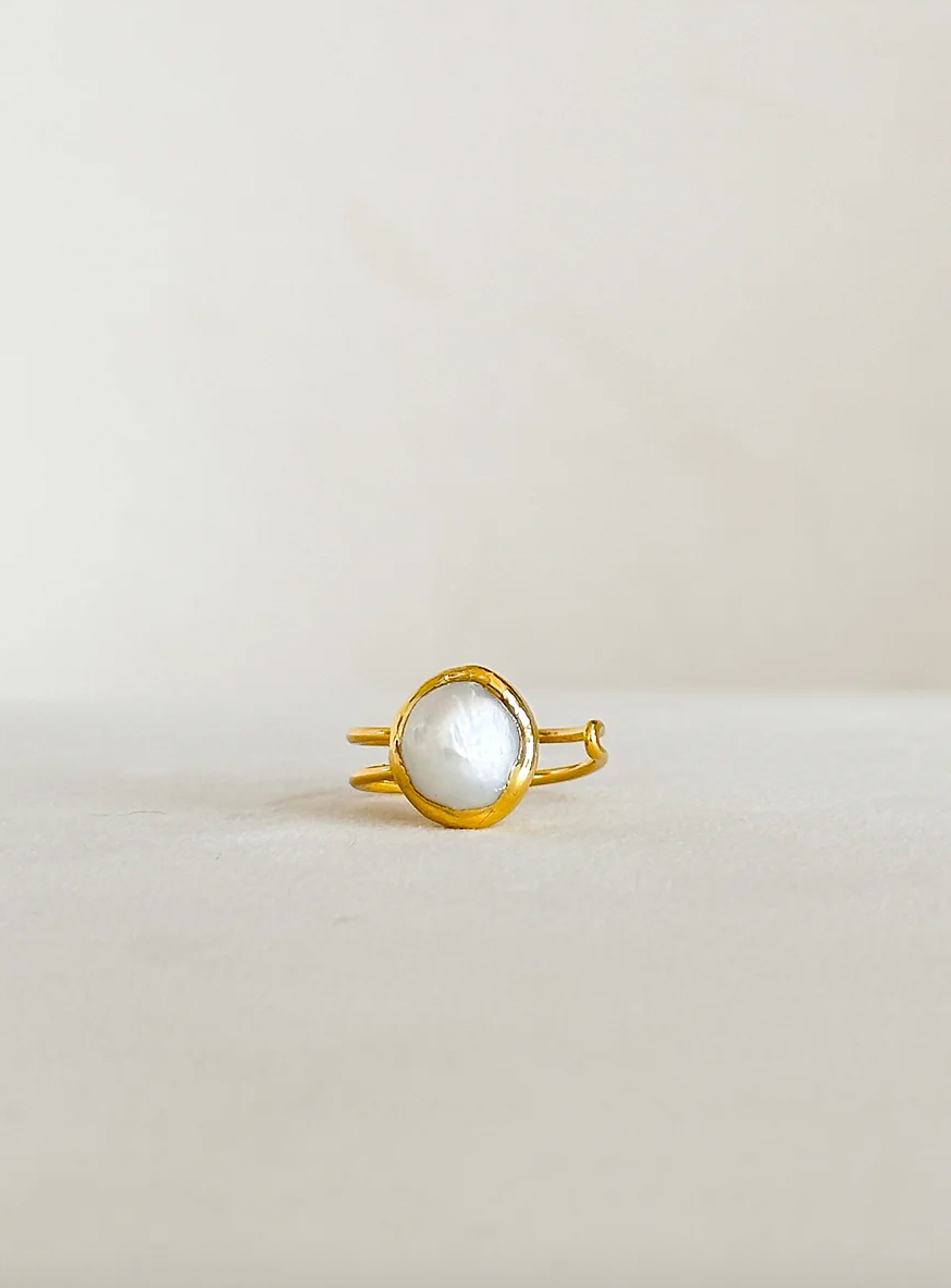 Single Pearl Ring